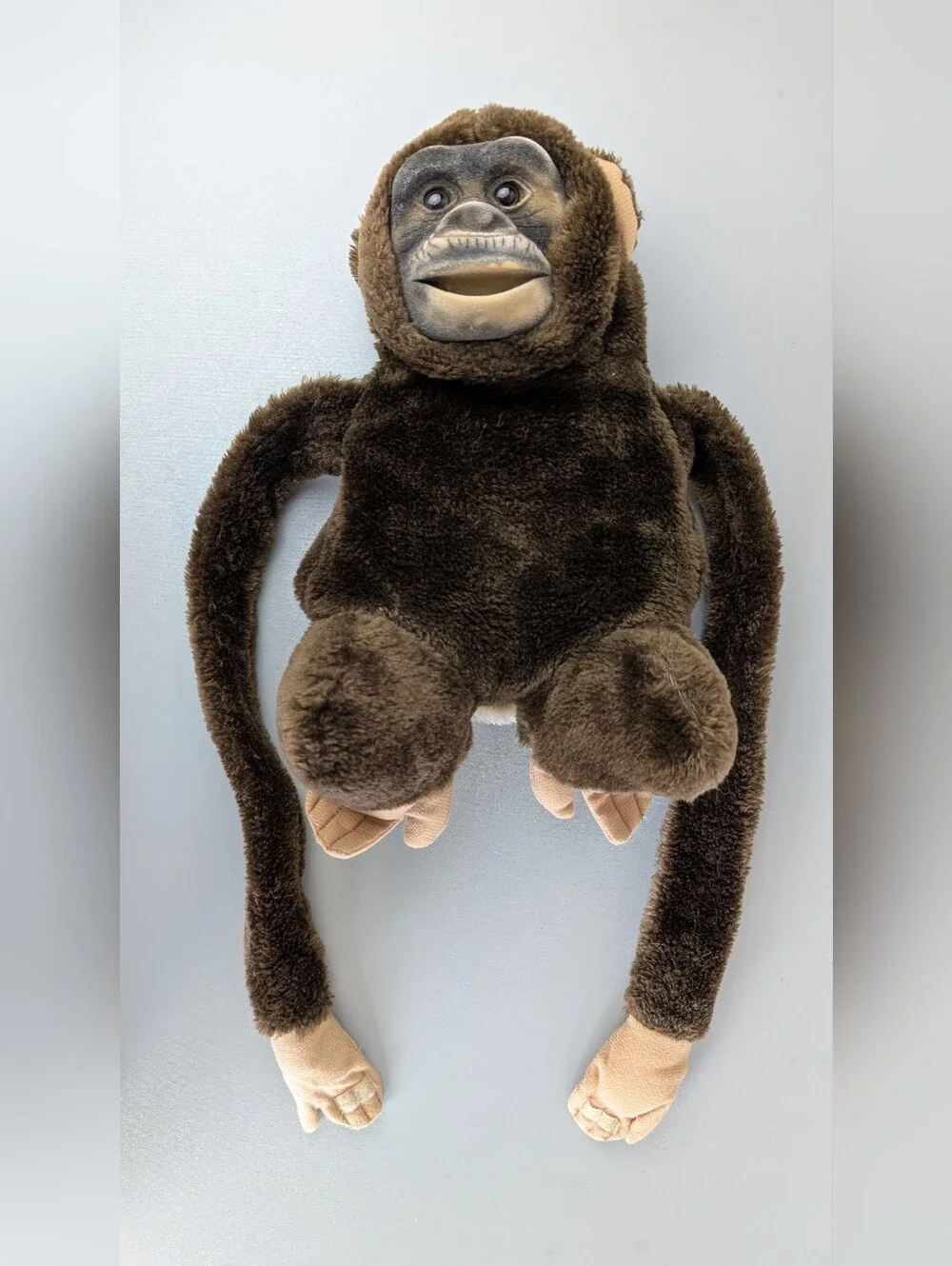 Vintage Hosung Plush Chimp Hand Puppet w Flocked Vinyl Face, Long Arms, Squeaker - Picture 12 of 14
